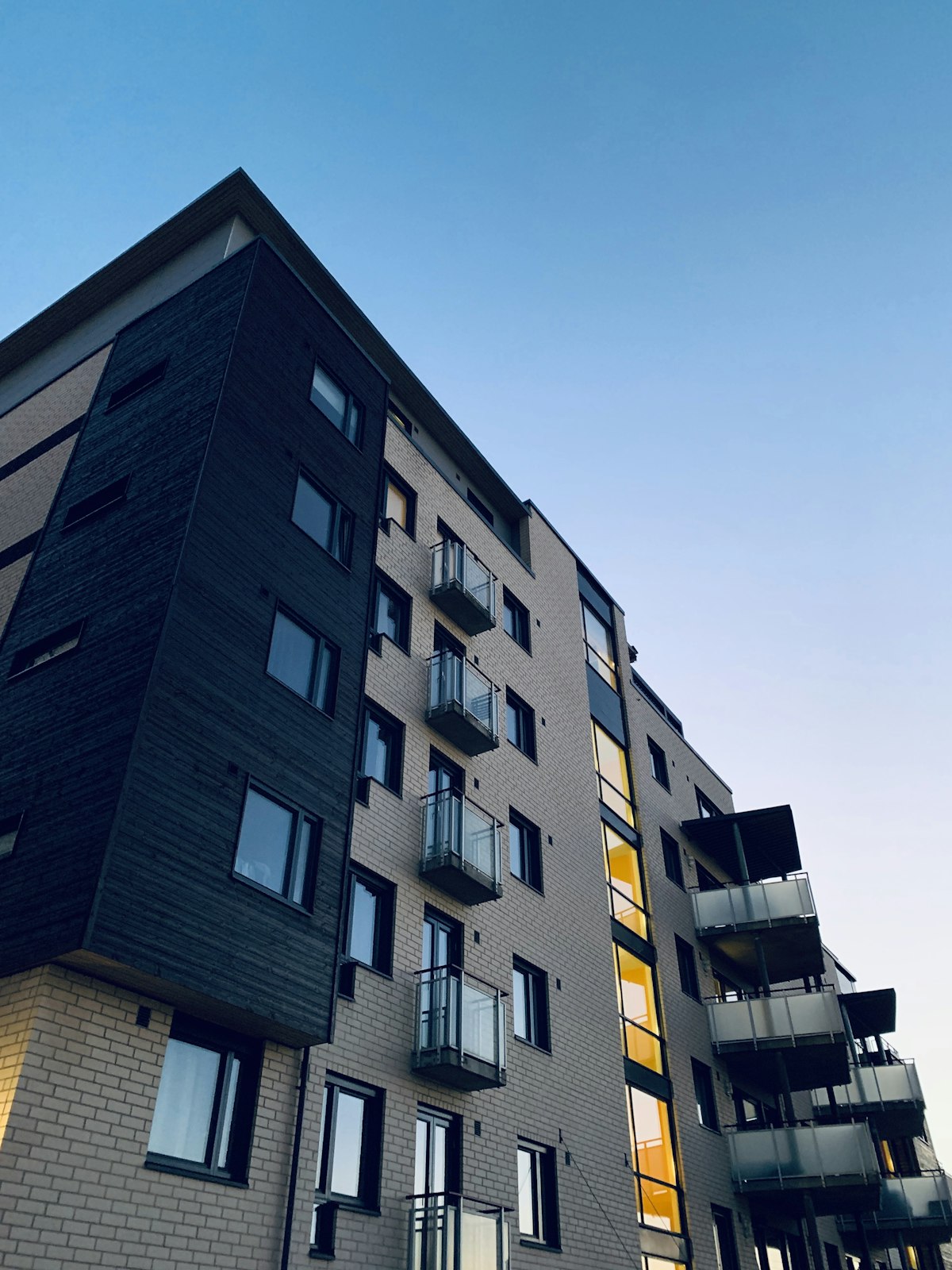 Modern apartment block exterior in Lekki Phase 1, Lagos